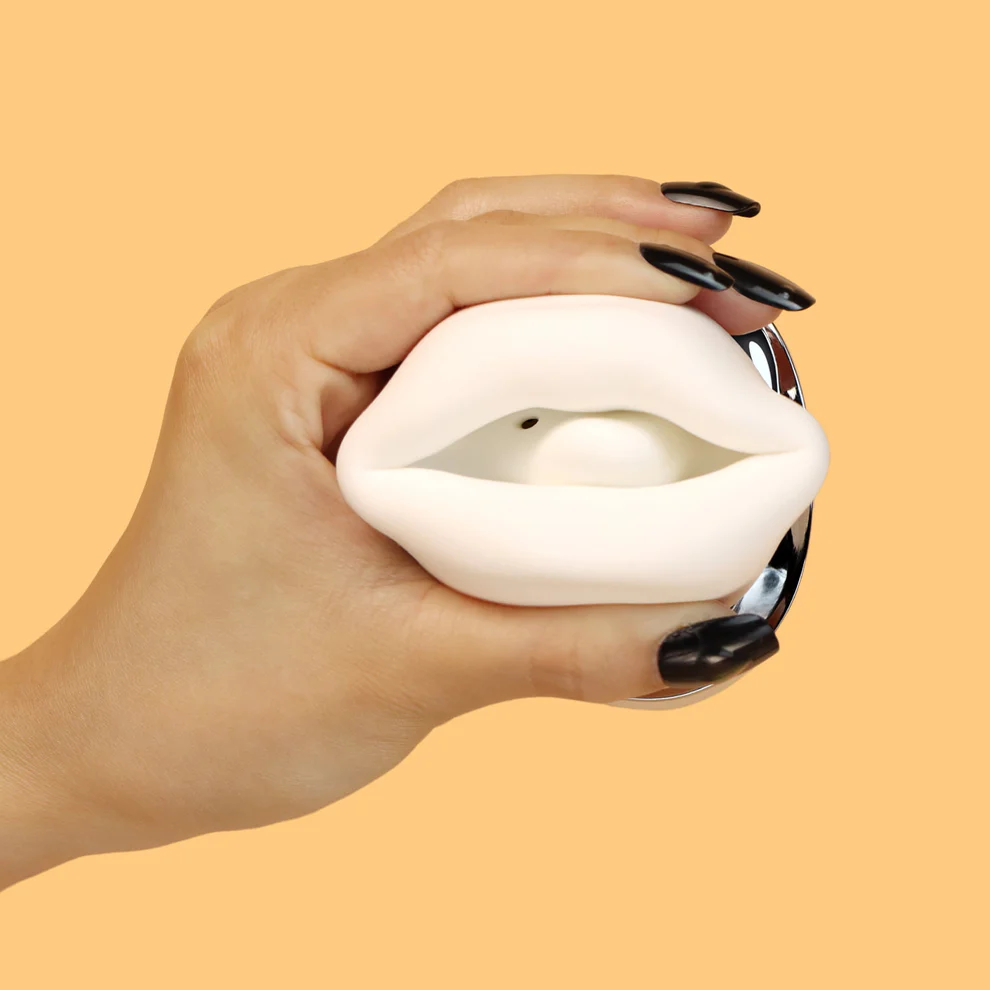 COCO Big Mouth Vibrator